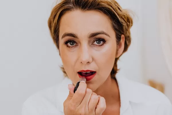 olgun makyaj yapımı