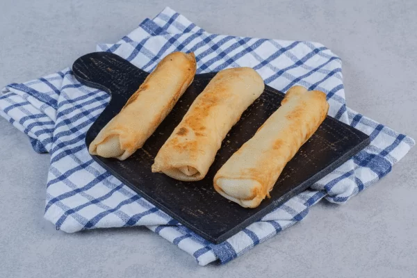 Paçanga Böreği – Pastırmalı Börek