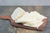 Peynir Dağılmadan Nasıl Kesilir